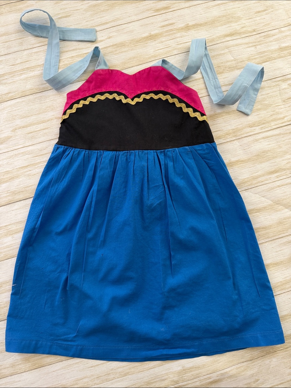 Frozen Anna  Girls Halter Costume Dress in Blue, Black & Pink 7
